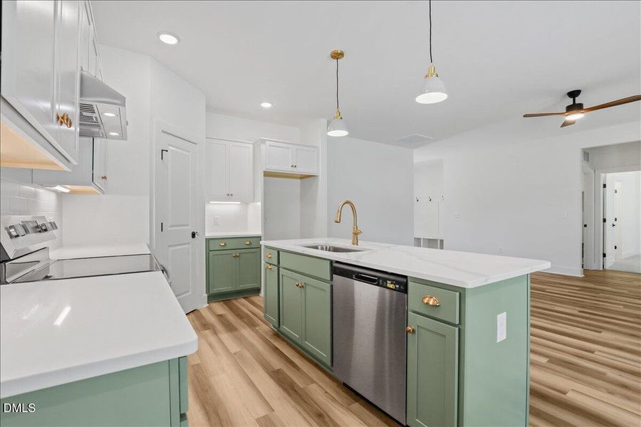 13-204 W Wilson St-13