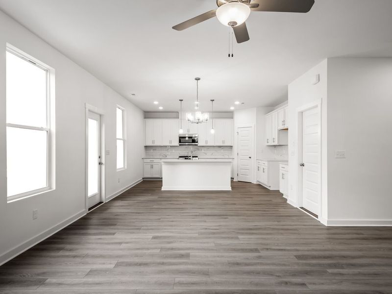 Spacious, unfurnished interior of a new home in Calista Farms, White House (Image 27).