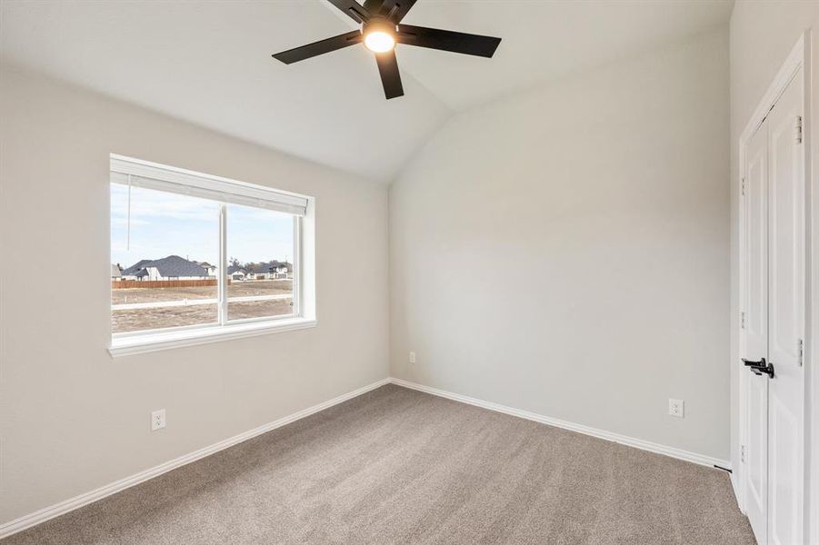 Spacious, unfurnished interior of a new home in Sonoma Verde, McLendon-Chisholm (Image 38).