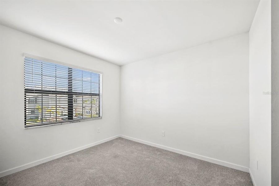 Spacious, unfurnished interior of a new home in , Lakewood Ranch (Image 36).