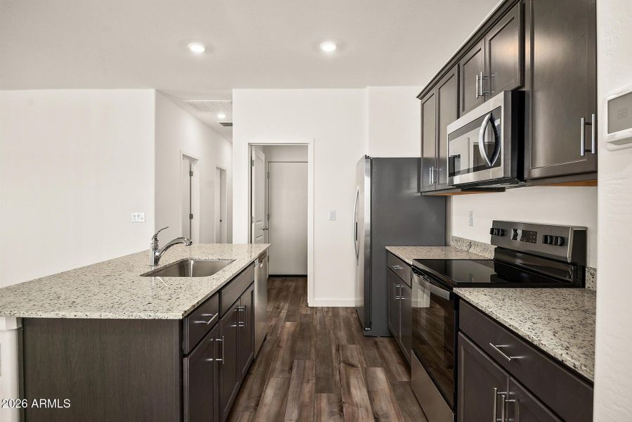 Southwest_Cottonwood_E_L_007