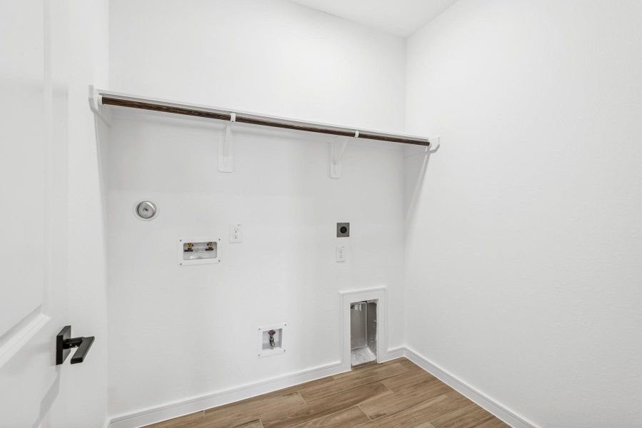 Laundry room (*Photo not of actual home and used for illustration purposes only.) Laundry room (*Photo not of actual home and used for illustration purposes only.)