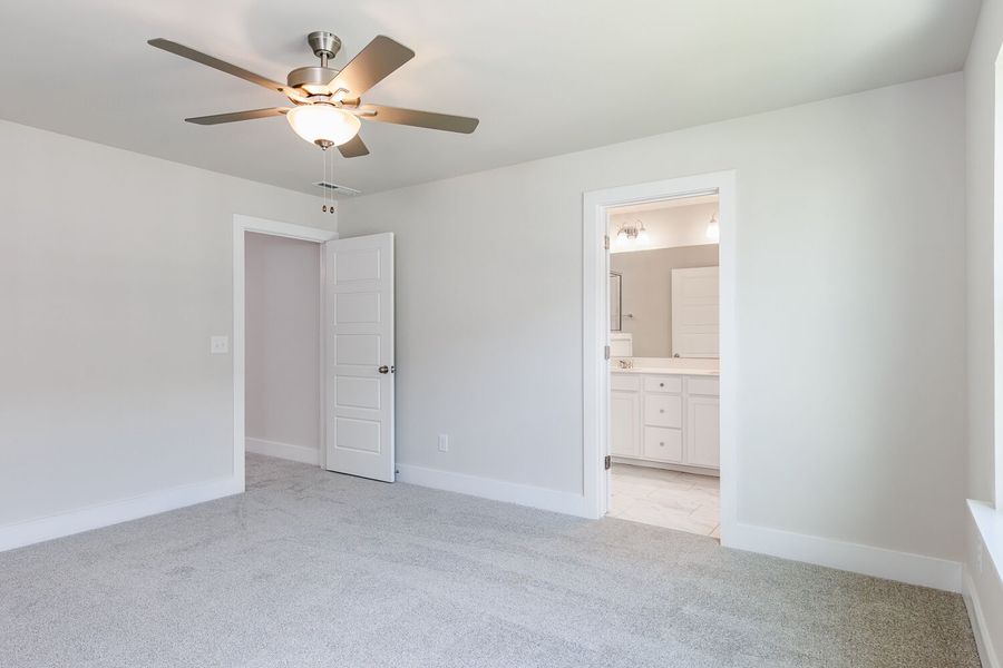 Spacious, unfurnished interior of a new home in Vaughan Farms, Angier (Image 19). Spacious, unfurnished interior of a new home in Vaughan Farms, Angier (Image 19).