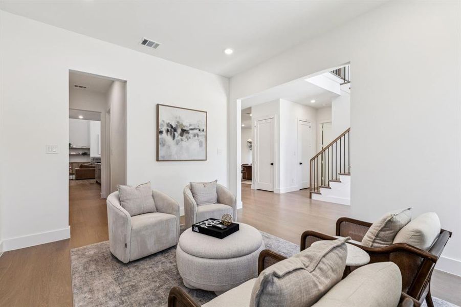 Furnished interior view inside a new home in , Dallas (Image 8).