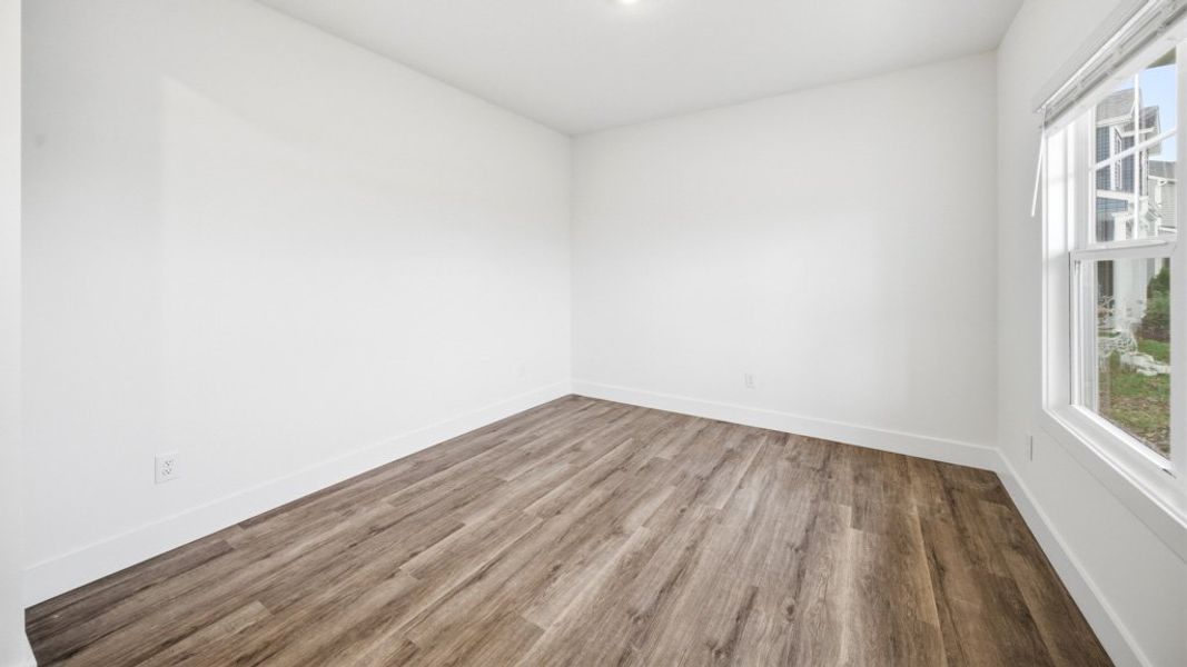 Spacious, unfurnished interior of a new home in Keebler Meadows, Johnson City (Image 14).