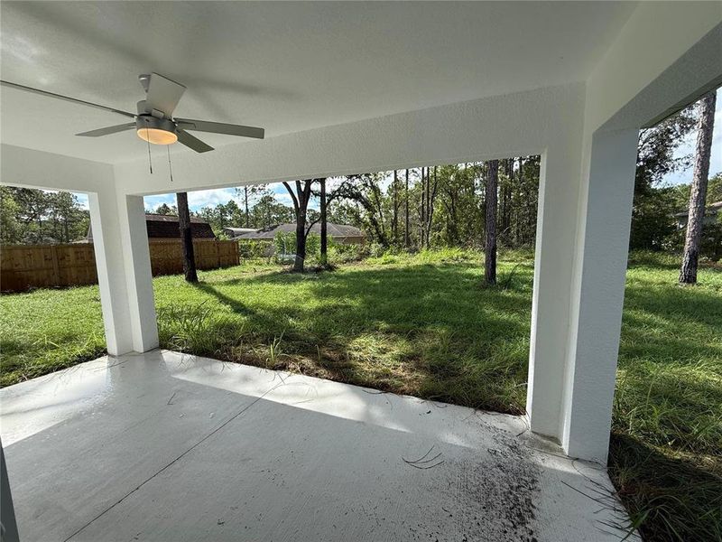 Spacious, unfurnished interior of a new home in , Citrus Springs (Image 13).