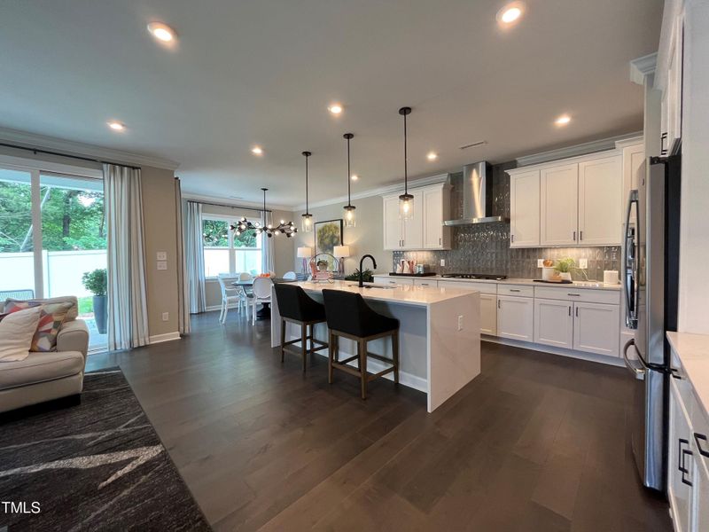 Barlow model kitchen from family