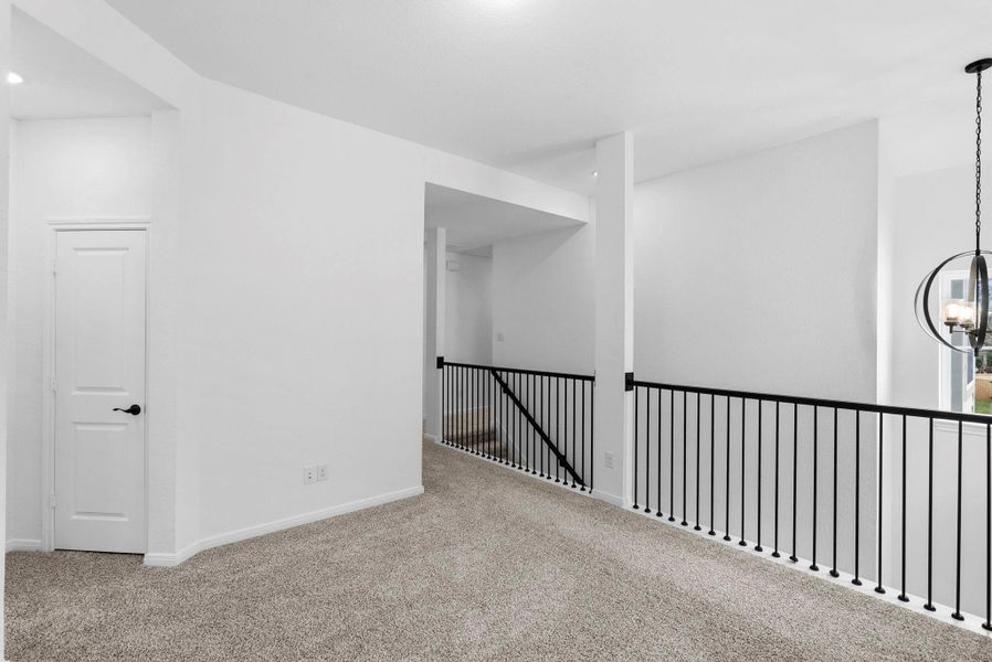 Spacious, unfurnished interior of a new home in Woodforest, Montgomery (Image 17).