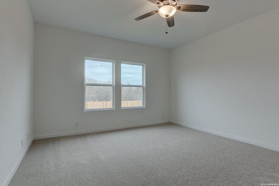 Spacious, unfurnished interior of a new home in Hennersby Hollow, San Antonio (Image 14). Spacious, unfurnished interior of a new home in Hennersby Hollow, San Antonio (Image 14).