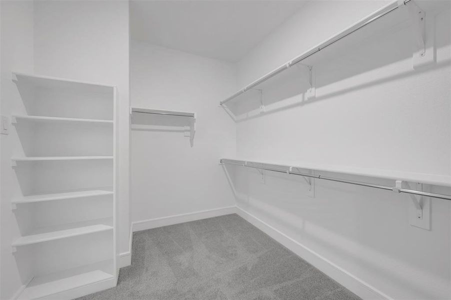 Spacious, unfurnished interior of a new home in Timberbrook, Justin (Image 20).