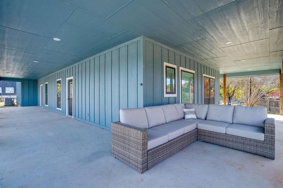 Exterior details and patio area of a home in , Granbury (Image 27).