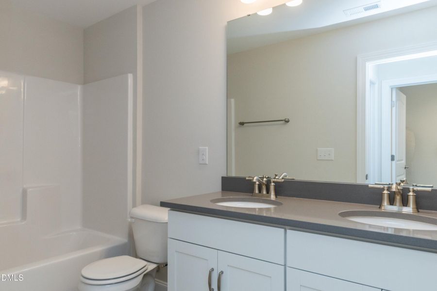 021_ Hallway Full Bathroom