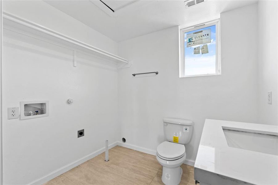 Image 36 of a home in .