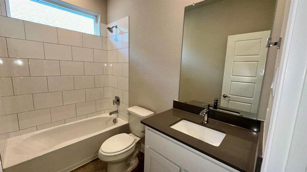 Furnished interior view inside a new home in Eagle Creek, Denton (Image 9). Furnished interior view inside a new home in Eagle Creek, Denton (Image 9).