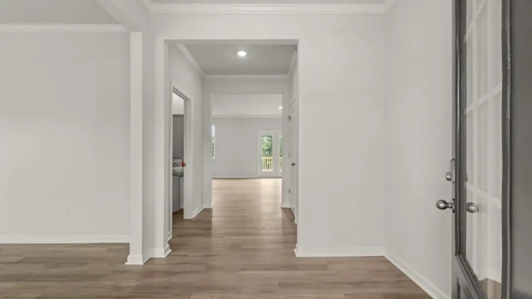 Spacious, unfurnished interior of a new home in Sheffield Highlands, Dallas (Image 14). Spacious, unfurnished interior of a new home in Sheffield Highlands, Dallas (Image 14).