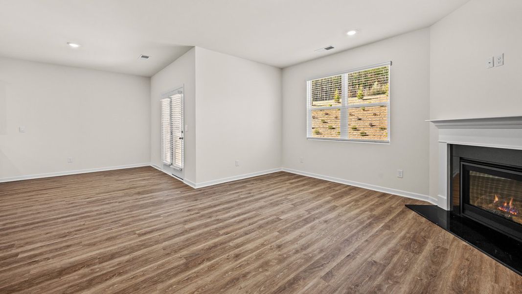 Representative unfurnished interior of a home built from the Cali by D.R. Horton in Poplar Preserve, Newnan (Image 19).