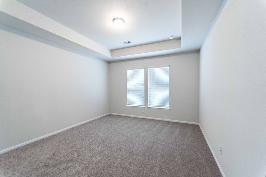 Spacious, unfurnished interior of a new home in Martha's Vineyard, Alvin (Image 27).
