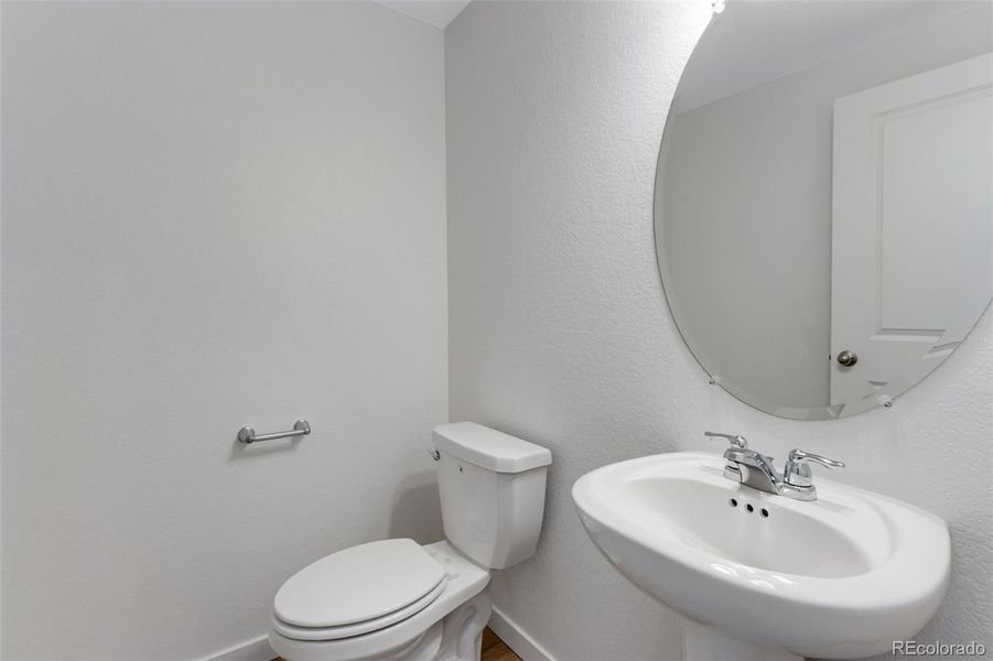 Furnished interior view inside a new home in Vista Meadows, Fort Lupton (Image 7).