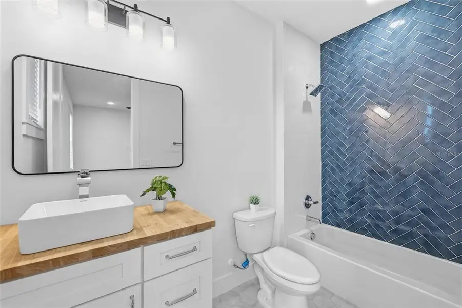 Furnished interior view inside a new home in , Tampa (Image 15).