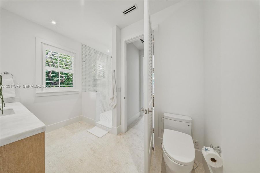 Furnished interior view inside a new home in , Islamorada, Village of Islands (Image 4).