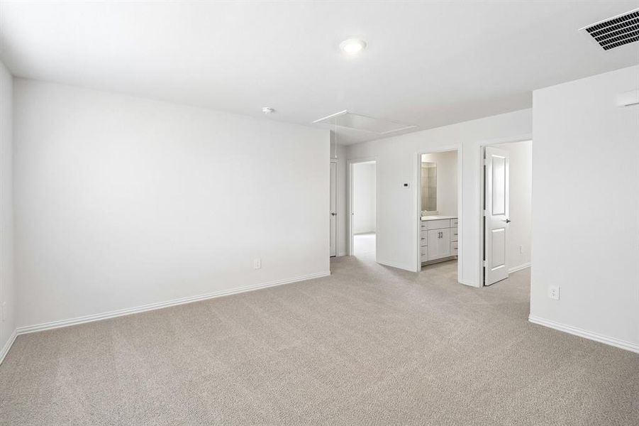 Spacious, unfurnished interior of a new home in Southridge - Spring Series, Princeton (Image 19).