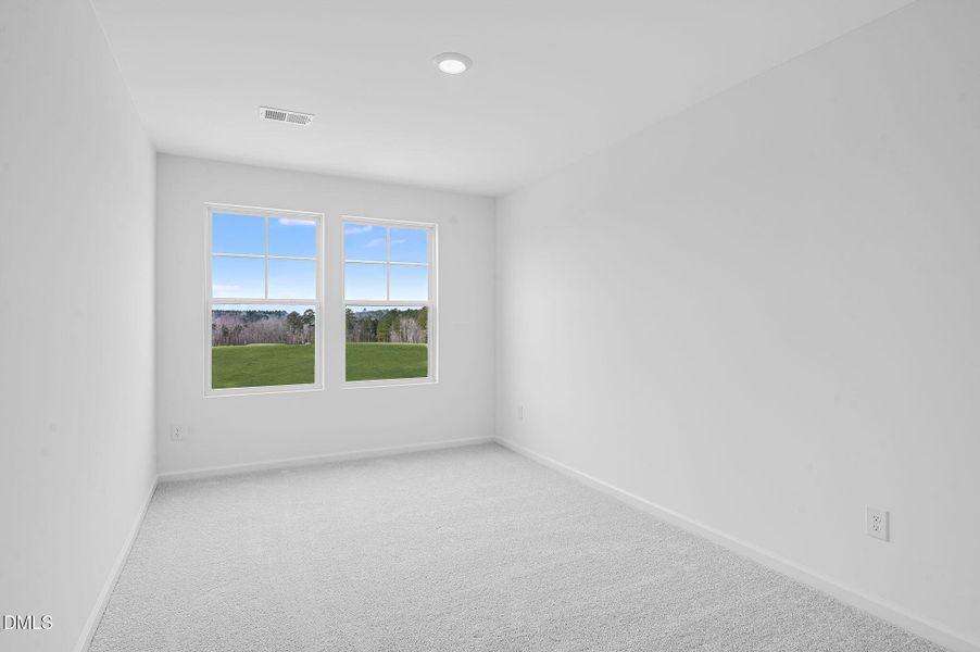 SUN_CaitlinCrossing_Pic_Cameron-7