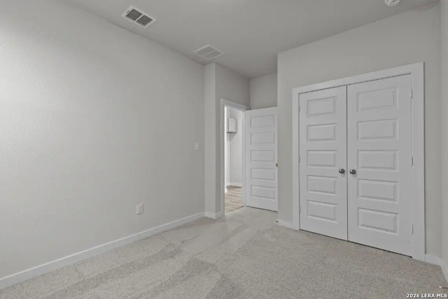 Spacious, unfurnished interior of a new home in Hacienda, San Antonio (Image 13). Spacious, unfurnished interior of a new home in Hacienda, San Antonio (Image 13).