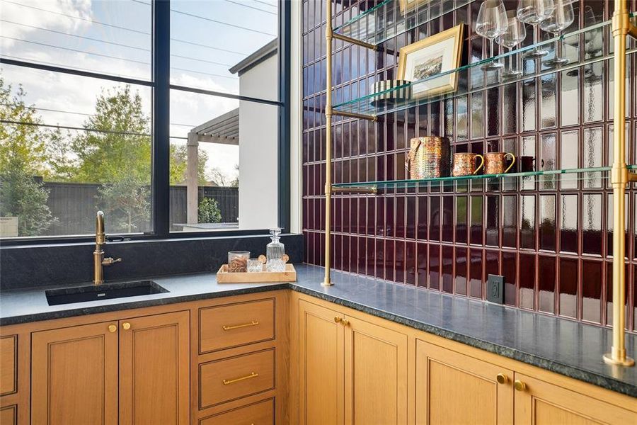 Image 37 of a home in .