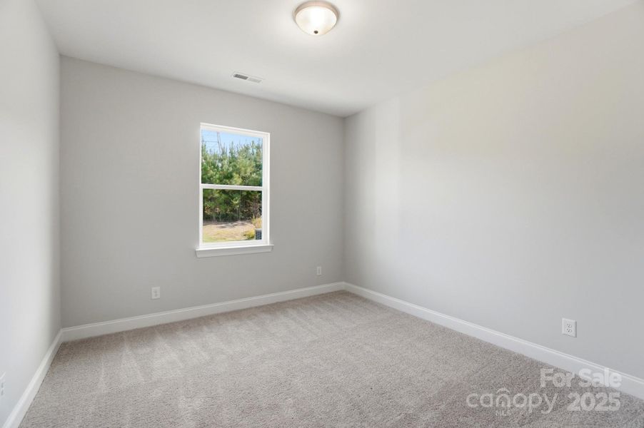 Spacious, unfurnished interior of a new home in The Enclave at Laurelbrook, Sherrills Ford (Image 39).