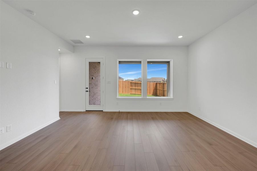 Spacious, unfurnished interior of a new home in Jubilee - Reserve Collection, Hockley (Image 19).