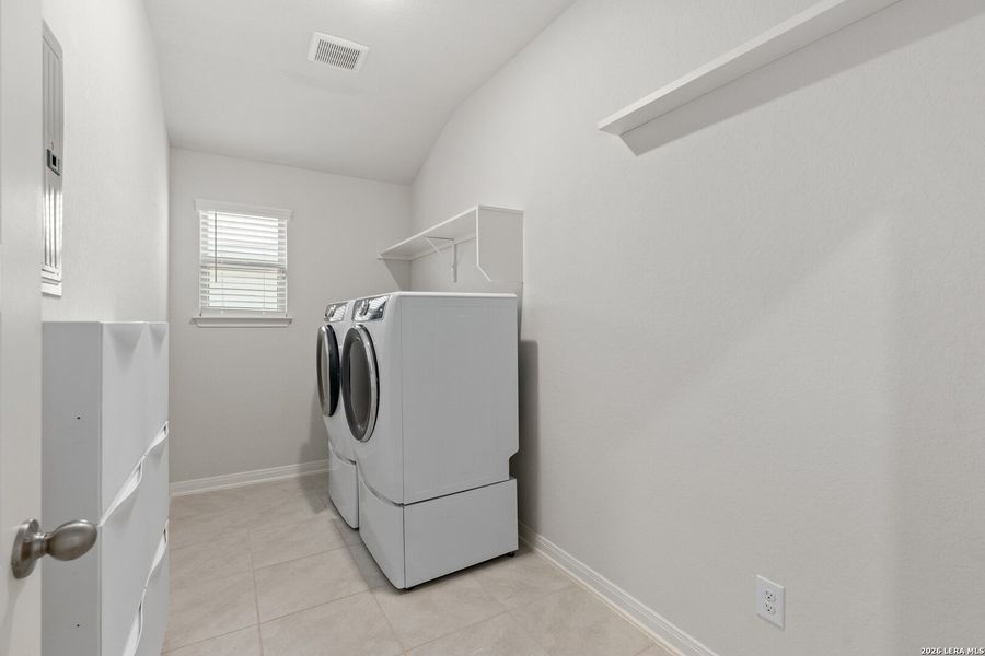 Furnished interior view inside a new home in Autry Pond, San Antonio (Image 7). Furnished interior view inside a new home in Autry Pond, San Antonio (Image 7).
