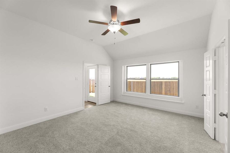 Spacious, unfurnished interior of a new home in Heartland, Heartland (Image 27).