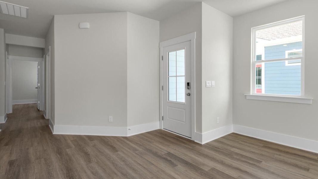 Spacious, unfurnished interior of a new home in Indigo Preserve Townhomes, Leland (Image 10).