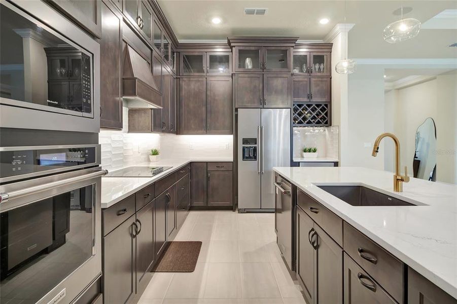 Furnished interior view inside a new home in , Orlando (Image 11).