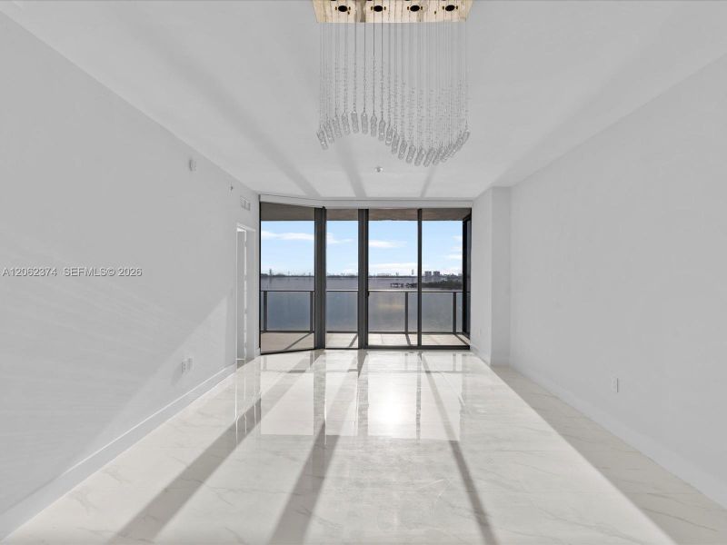 Spacious, unfurnished interior of a new home in , Miami (Image 21).