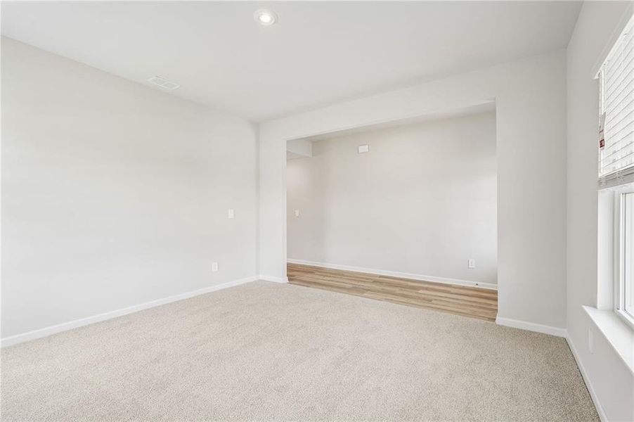 Spacious, unfurnished interior of a new home in Northwoods at Mirror Lake, Villa Rica (Image 24).