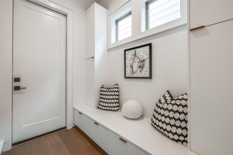 * Est Comp 6/30/26 ** PHOTO OF MODEL HOME * SELECTIONS MAY VARY * PHOTOS MAY SHOW A SIMILAR FLOOR PLAN AND/OR UPGRADED/ALTERNATIVE FINISHES * Please use these photos as a guide ONLY * * Est Comp 6/30/26 ** PHOTO OF MODEL HOME * SELECTIONS MAY VARY * PHOTOS MAY SHOW A SIMILAR FLOOR PLAN AND/OR UPGRADED/ALTERNATIVE FINISHES * Please use these photos as a guide ONLY *