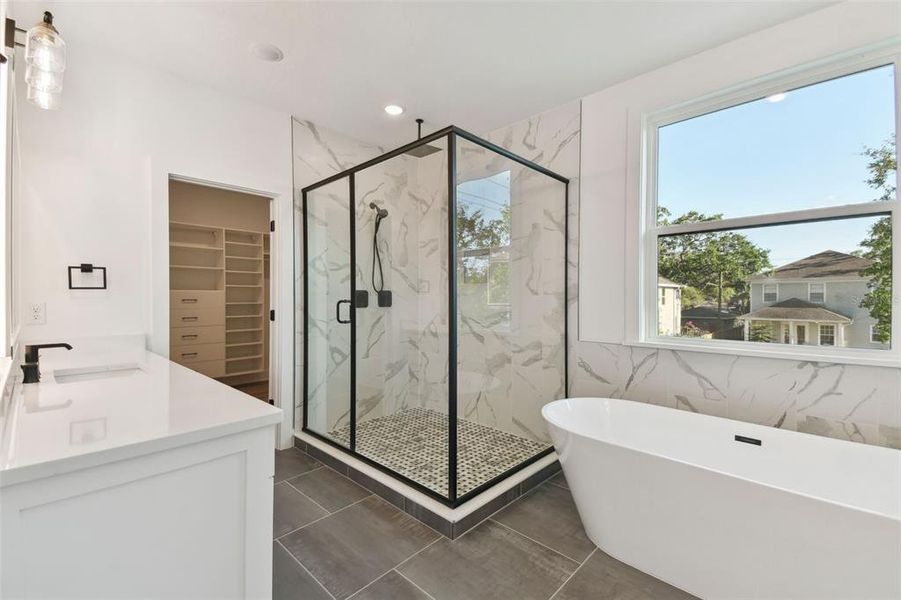 Furnished interior view inside a new home in , Tampa (Image 30).