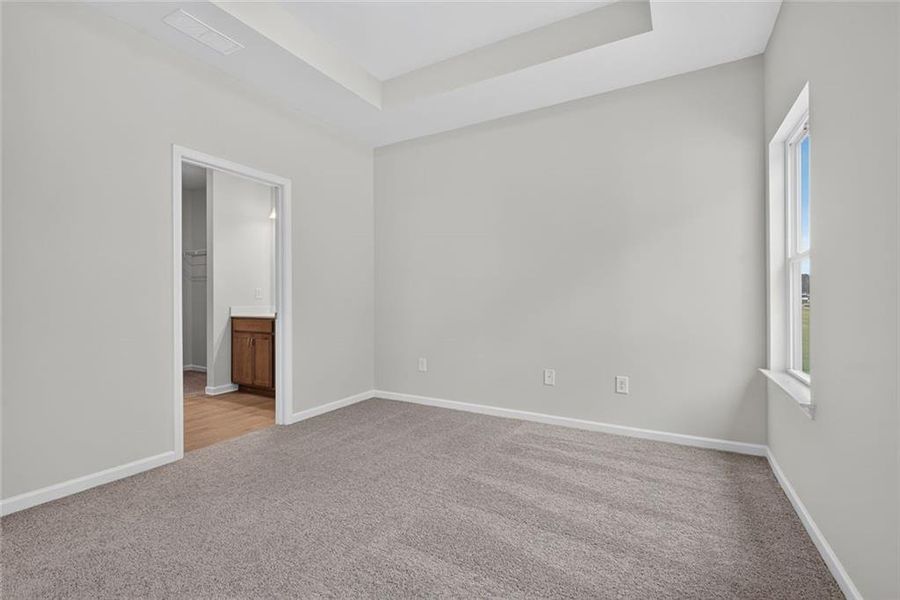 Spacious, unfurnished interior of a new home in Southbend, Rome (Image 27). Spacious, unfurnished interior of a new home in Southbend, Rome (Image 27).