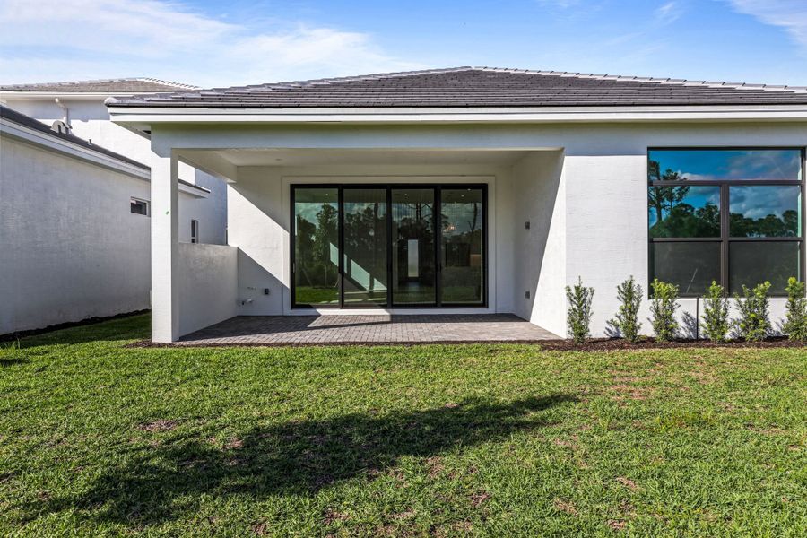 Rear Exterior Rear Exterior