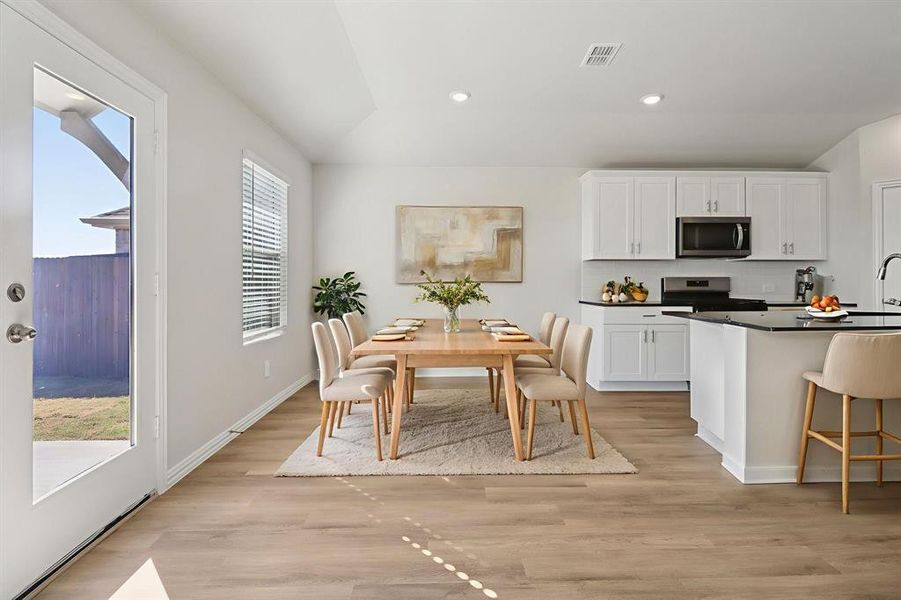 Furnished interior view inside a new home in River Ridge, Crandall (Image 14).