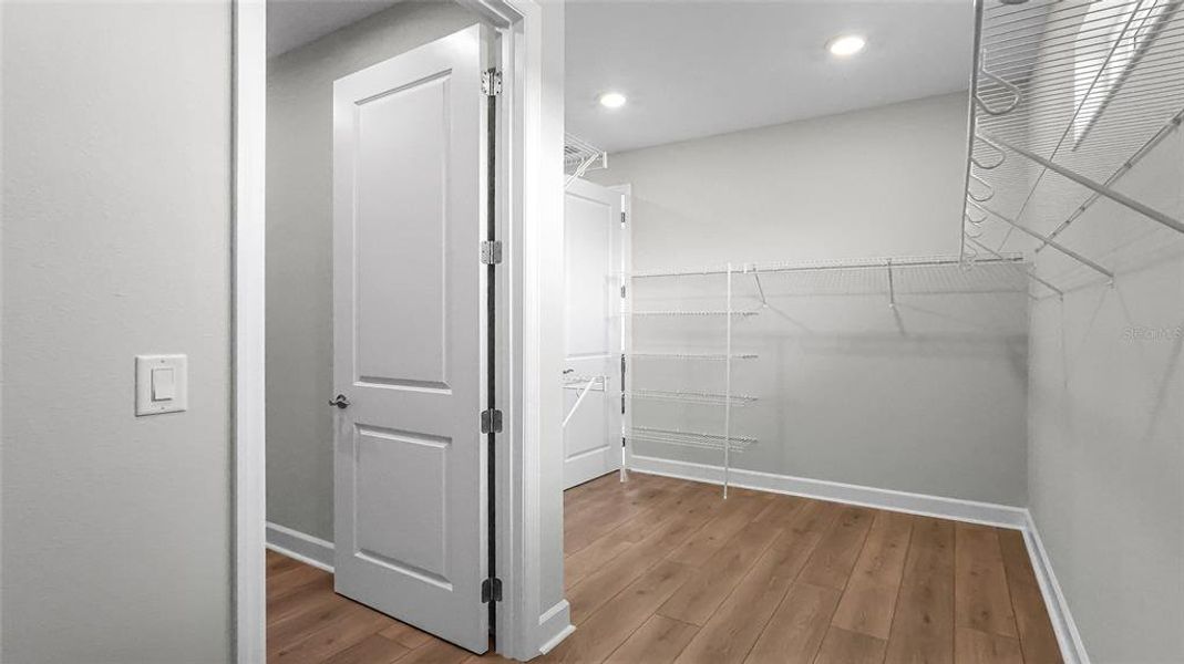 Spacious, unfurnished interior of a new home in Cresswind at Hammock Oaks, Lady Lake (Image 60). Spacious, unfurnished interior of a new home in Cresswind at Hammock Oaks, Lady Lake (Image 60).