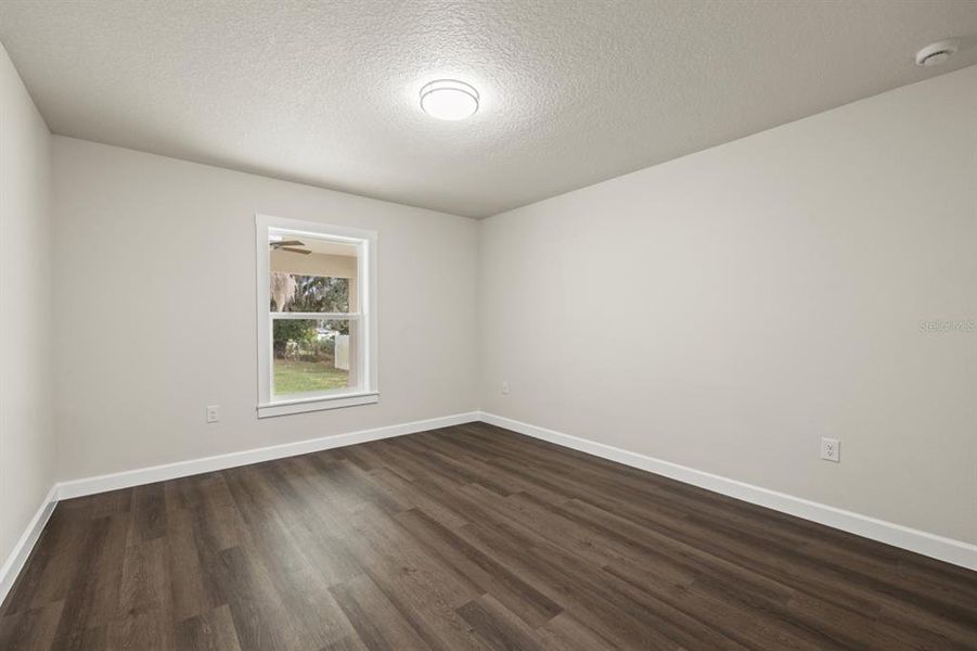 Spacious, unfurnished interior of a new home in , San Antonio (Image 34).