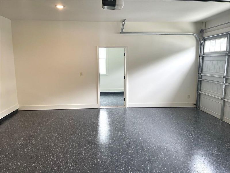 Spacious, unfurnished interior of a new home in , Monroe (Image 20).