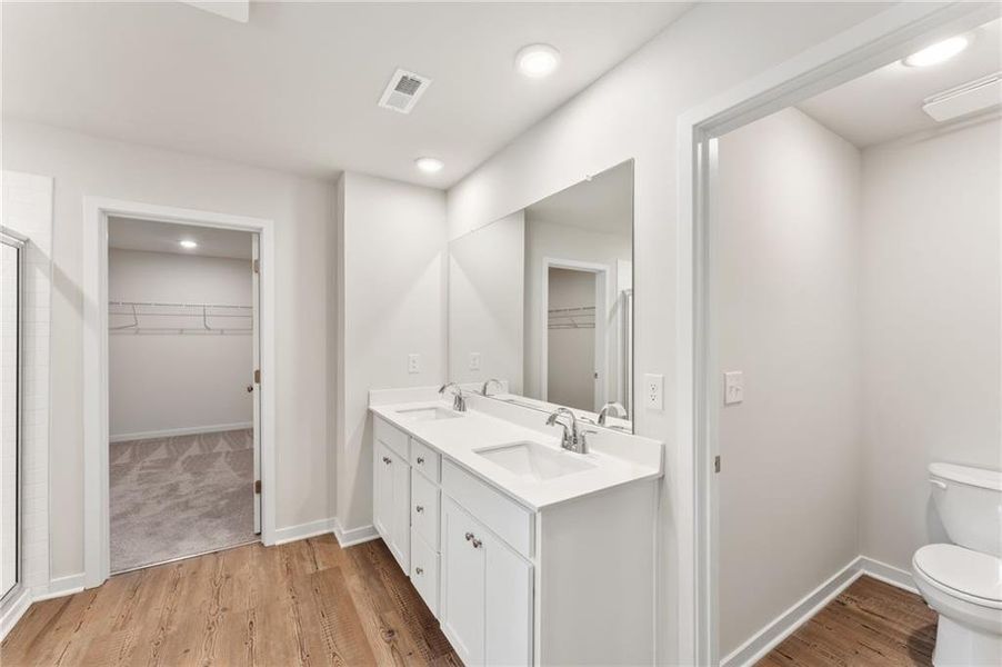 Furnished interior view inside a new home in Hawthorne Reserve, Dallas (Image 11).