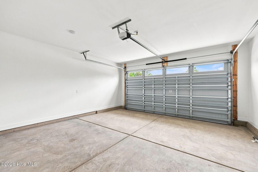 Spacious, unfurnished interior of a new home in Legacy Lakes, Aberdeen (Image 27).
