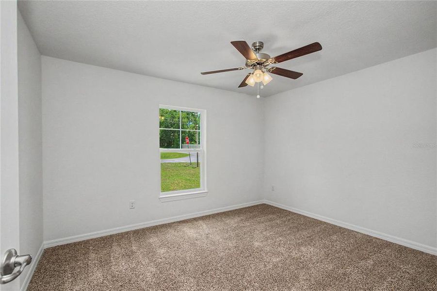 Spacious, unfurnished interior of a new home in , Ocala (Image 20).