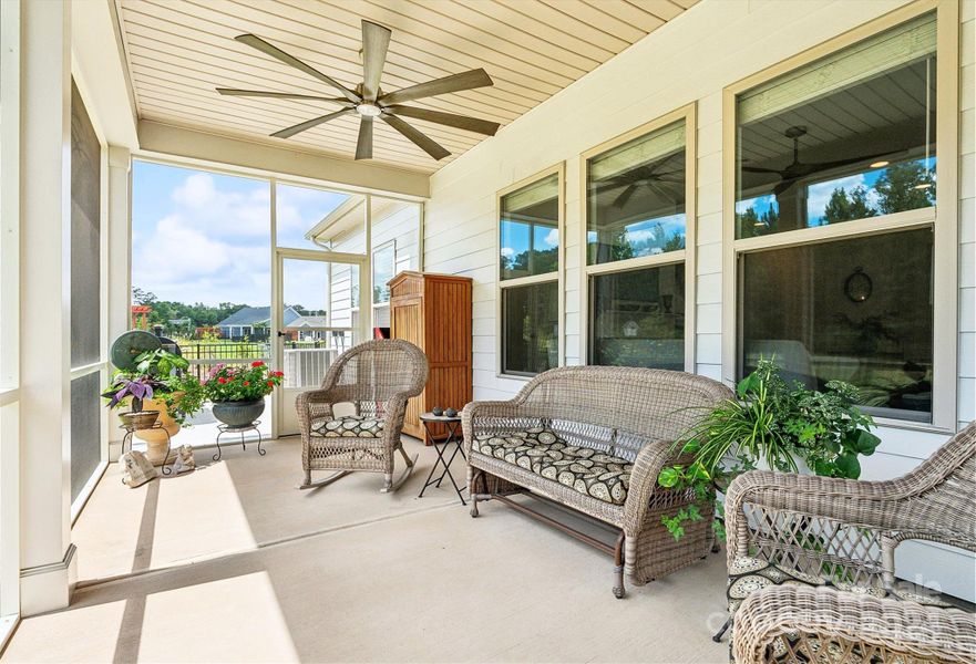 Enormous Screened in Back Patio