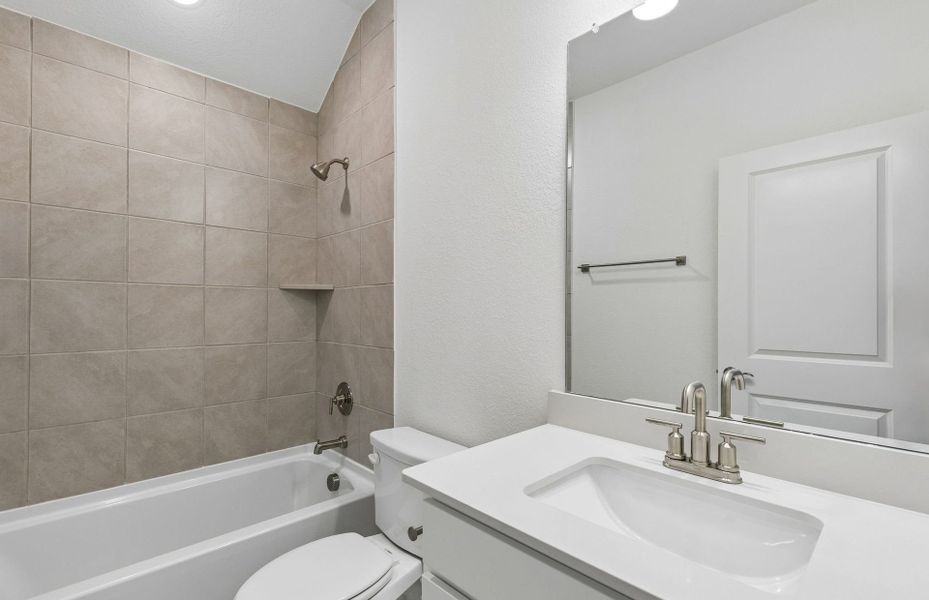 Representative furnished interior of a home built from the Harvard by Pulte Homes in Ribbonwood, Aubrey (Image 8).