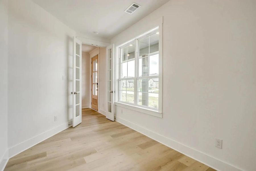Representative unfurnished interior of a home built from the The Brazos by Elmwood Custom Homes in Ranch at Stone Hill, Waxahachie (Image 19). Representative unfurnished interior of a home built from the The Brazos by Elmwood Custom Homes in Ranch at Stone Hill, Waxahachie (Image 19).